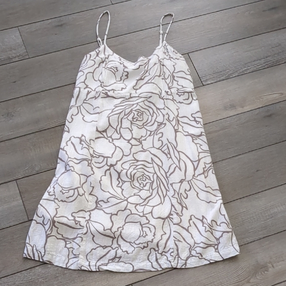 BE COOL Dresses & Skirts - White and Brown Floral Dress With Button Detailing